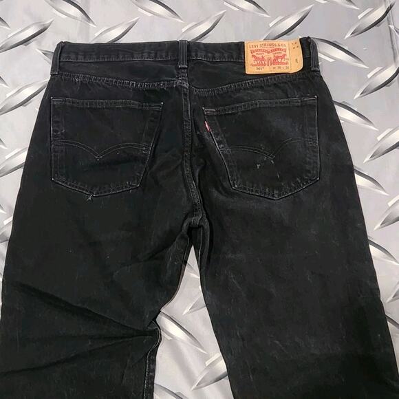 Levi's 501 Button Fly Jeans Men's 35x28 (Actual) Black Distressed Wash - Picture 6 of 9